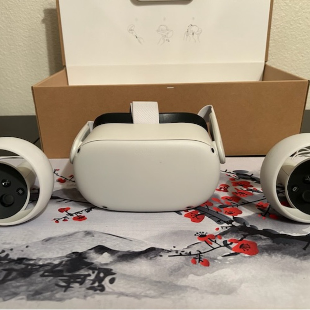 Meta Quest 2 - Advanced All-In-One Virtual Reality Headset -